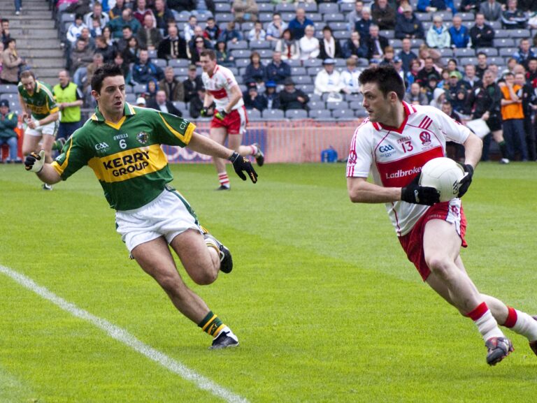 Kerry's Aidan O'Mahony and Derry's Eoin Bradley in action in the 2009 National League final.