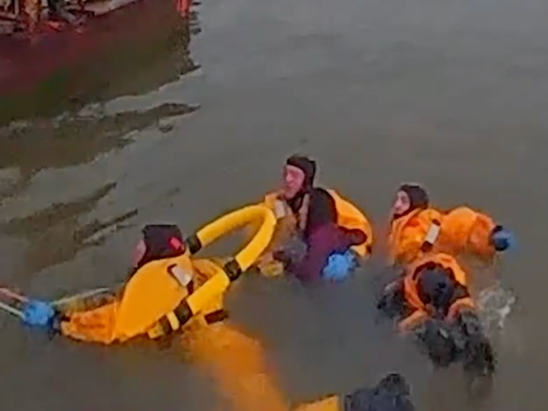 Yonkers Police Department (YPD) save drowning woman in Hudson River