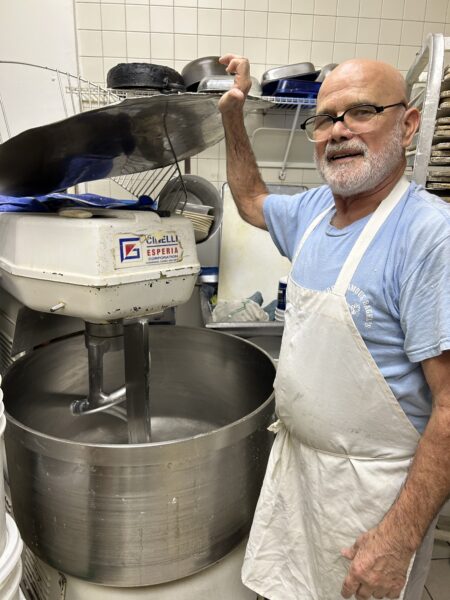 bagel baker with mixer